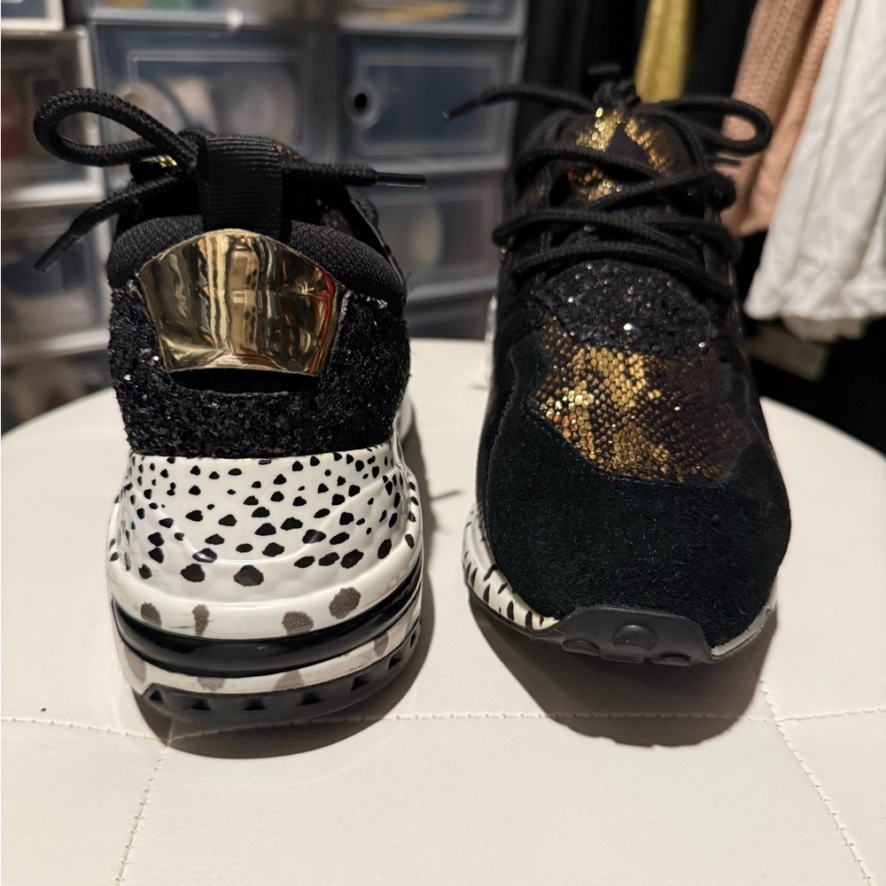 Steve Madden Black and Gold Sneakers